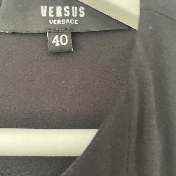 Versus dress - Picture 3 of 6